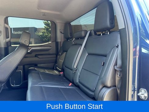 Used 2022 GMC Sierra 1500 SLT RWD image 17