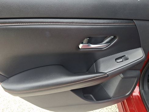 Used 2021 Nissan Sentra SR w/ Electronics Package FWD image 23