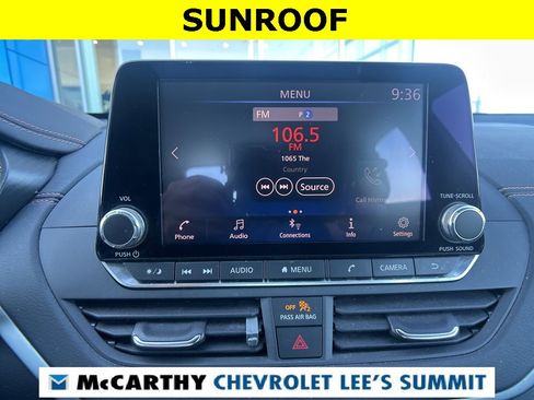 Used 2019 Nissan Altima 2.5 SR w/ SR Premium Package image 7