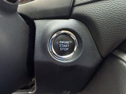 Used 2020 Toyota RAV4 XLE Premium image 23