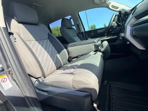 Used 2018 Toyota Tundra SR5 w/ TRD Off Road Package AWD/4WD image 23