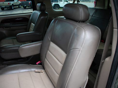 Used 2003 Ford Excursion Eddie Bauer image 27