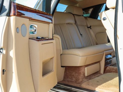 Used 2012 Rolls-Royce Phantom Sedan image 25