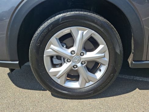 Certified 2025 Honda HR-V LX image 9