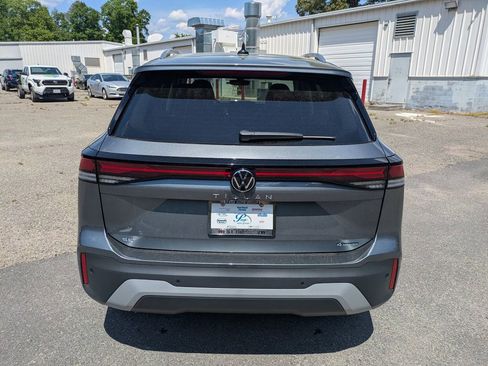 New 2026 Volkswagen Tiguan SE AWD/4WD image 5