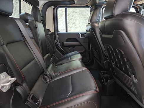 Used 2021 Jeep Gladiator Rubicon image 21