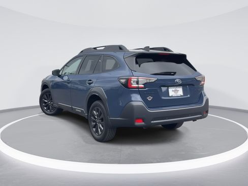 Used 2023 Subaru Outback Onyx Edition XT AWD/4WD image 7