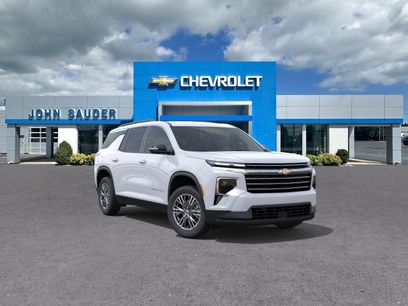 New 2027 Chevrolet Traverse LT w/ Driver Confidence Package