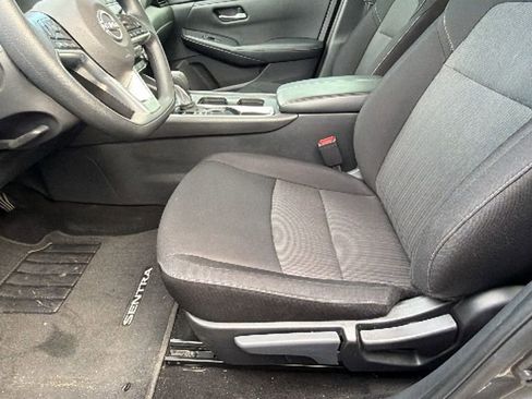 Used 2024 Nissan Sentra SV image 10