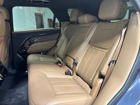 Used 2023 Land Rover Range Rover Sport SE AWD/4WD image 28