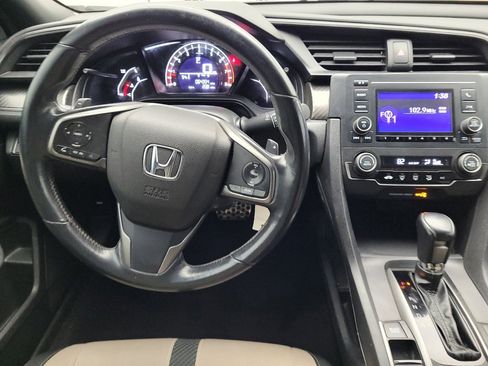 Used 2018 Honda Civic Sport image 22