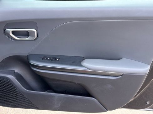 Used 2025 Kia K4 FWD image 14