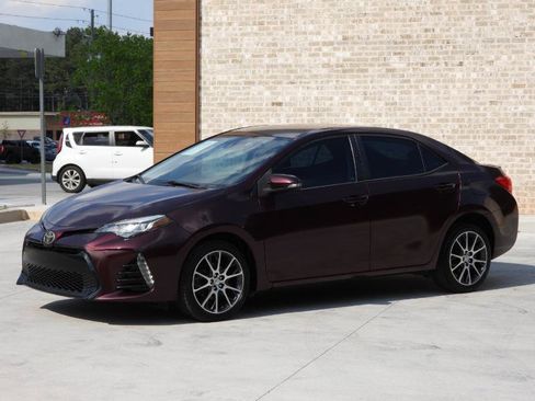 Used 2017 Toyota Corolla SE 50th Anniversary image 16