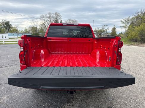 Used 2024 Chevrolet Silverado 1500 LT AWD/4WD image 10