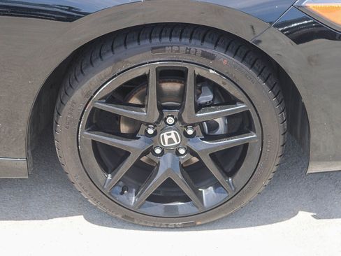 Used 2023 Honda Civic Sport image 13
