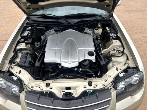 Used 2006 Chrysler Crossfire Limited image 21