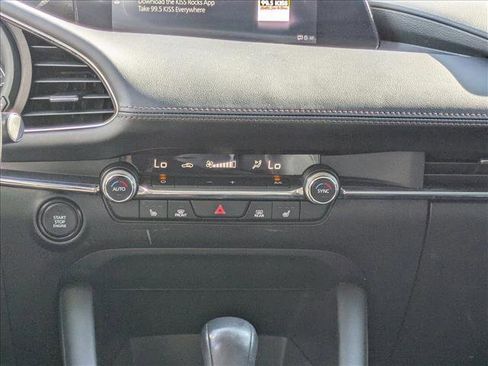 Used 2022 MAZDA MAZDA3 s image 15