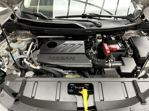 Used 2023 Nissan Rogue SL image 27