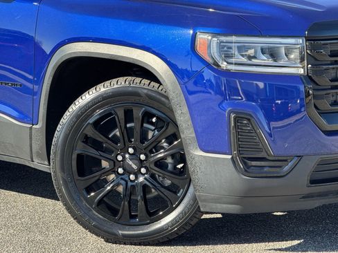 Used 2023 GMC Acadia SLE w/ Elevation Edition image 13