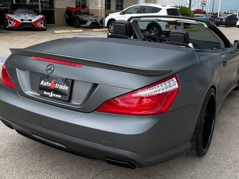 Used 2015 Mercedes-Benz SL 550 image 8