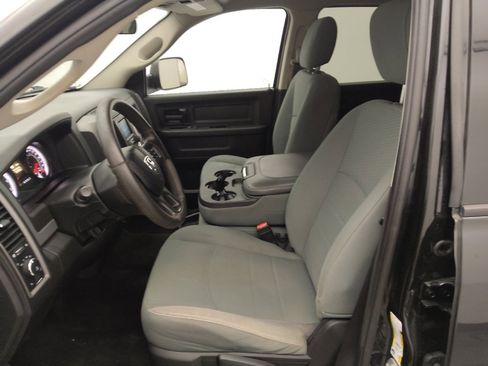 Used 2017 RAM 1500 Express image 17