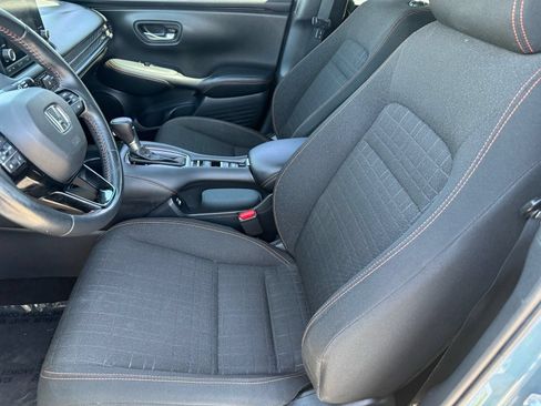 Used 2023 Honda HR-V Sport image 13