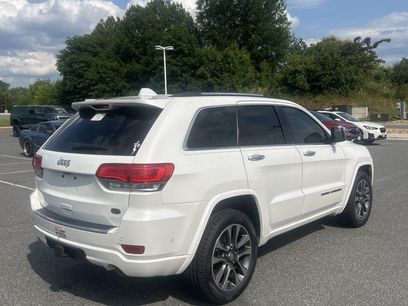 Used 2017 Jeep Grand Cherokee Overland w/ Jeep Active Safety Group