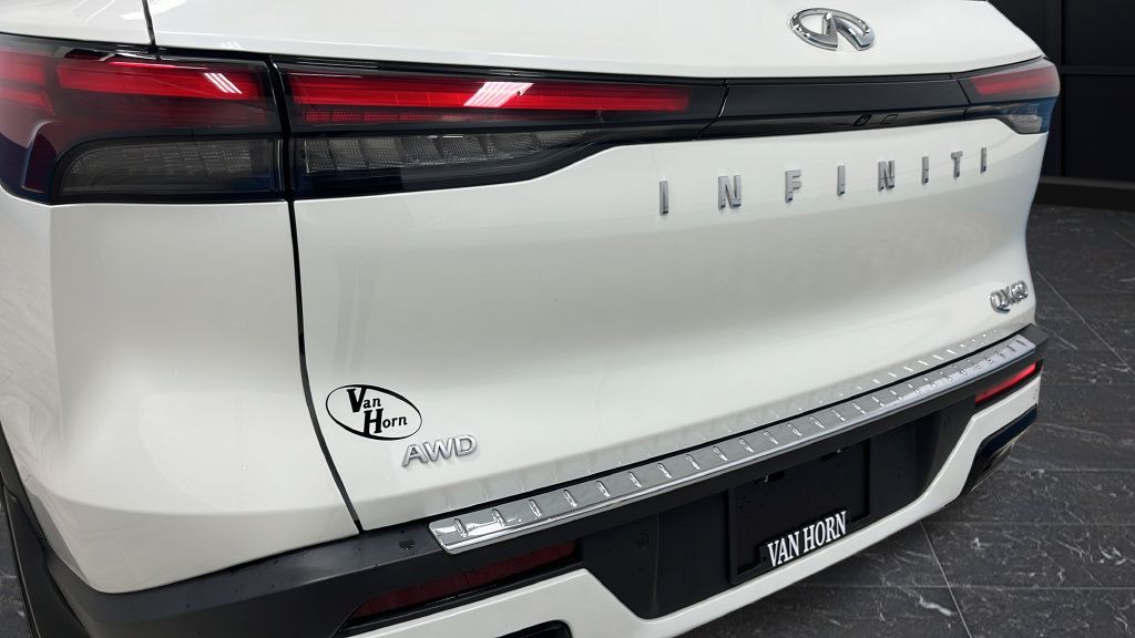 Used 2023 INFINITI QX60 Luxe w/ Cargo Package AWD/4WD image 41