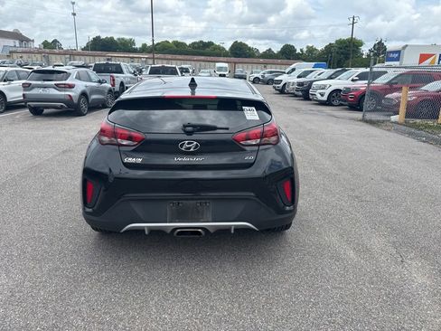 Used 2020 Hyundai Veloster 2.0 FWD image 14