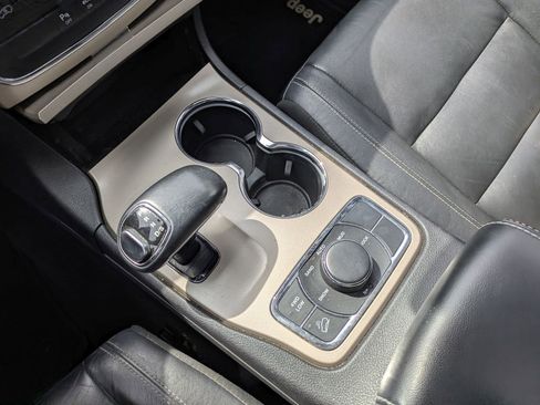 Used 2014 Jeep Grand Cherokee Limited image 21