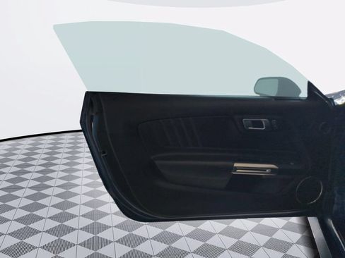 Used 2022 Ford Mustang Premium RWD image 10