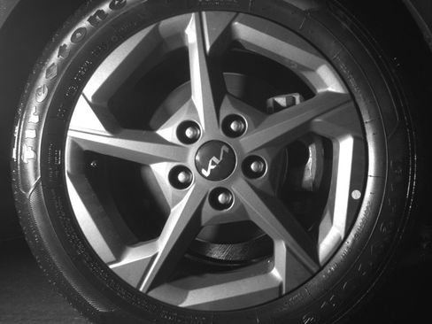 Used 2025 Kia K4 LXS image 13