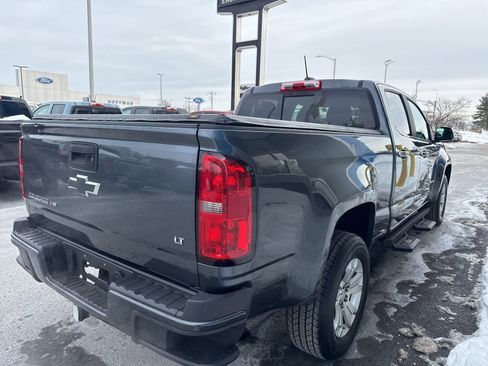 Used 2017 Chevrolet Colorado LT w/ LT Convenience Package image 5