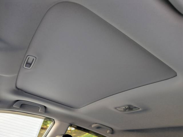 Used 2011 Honda CR-V EX-L image 7