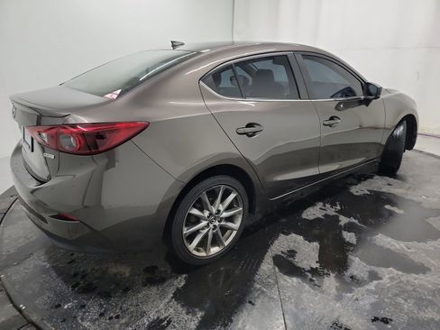 Used 2018 MAZDA MAZDA3 Grand Touring image 9