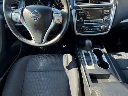 Used 2017 Nissan Altima 2.5 SV image 30