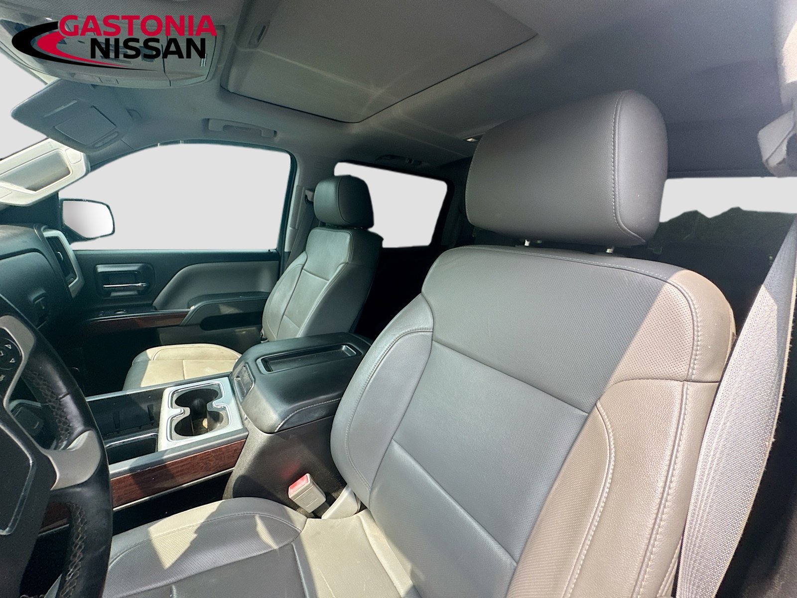 Used 2014 GMC Sierra 1500 SLT w/ SLT Crew Cab Value Package AWD/4WD image 26