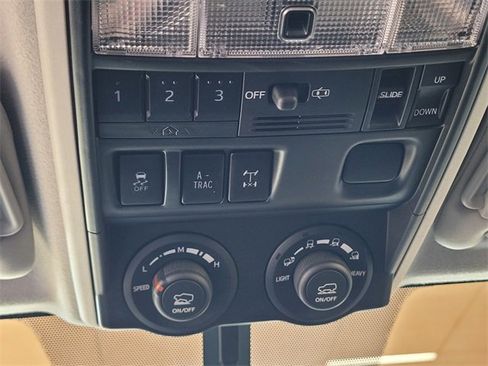 Certified 2018 Toyota 4Runner TRD Off-Road Premium image 16