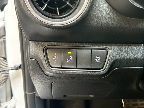 Used 2023 Kia Forte GT-Line w/ GT-Line Technology Package image 10