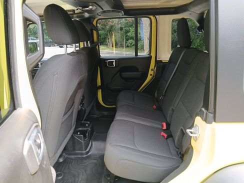 Used 2023 Jeep Wrangler Unlimited Sport AWD/4WD image 26