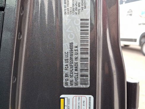 Used 2021 Jeep Wrangler Unlimited Rubicon image 25