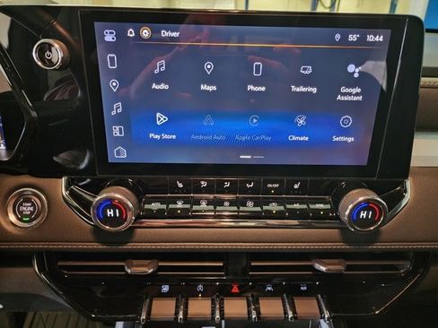 Used 2023 Chevrolet Colorado LT w/ LT Convenience Package III image 22