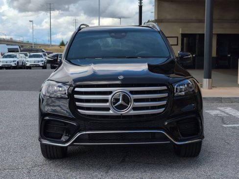 New 2026 Mercedes-Benz GLS 580 4MATIC image 6