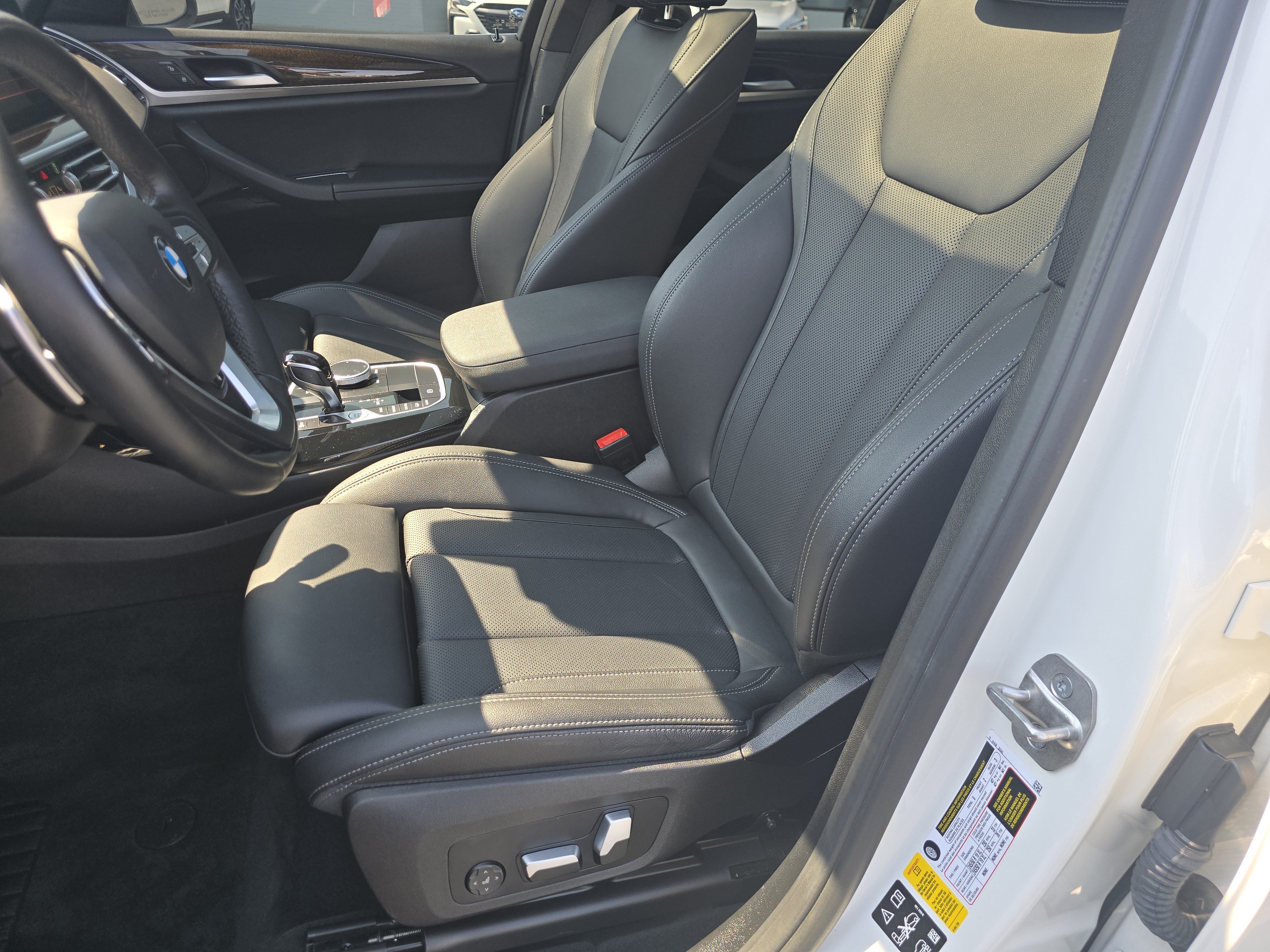 Used 2022 BMW X3 xDrive30i w/ Premium Package 2 AWD/4WD image 22