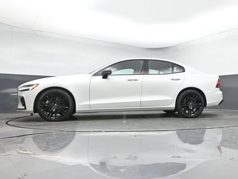 Used 2023 Volvo S60 B5 Plus w/ Climate Package AWD/4WD image 38