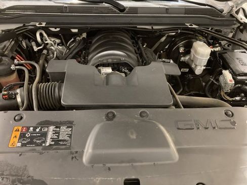 Used 2019 GMC Yukon XL Denali w/ Denali Ultimate Package image 24