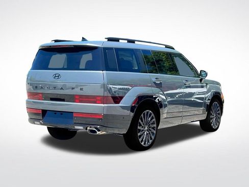 Used 2025 Hyundai Santa Fe Calligraphy FWD image 9