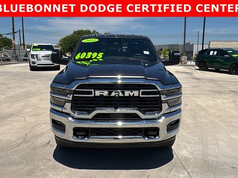 Used 2025 RAM 2500 Tradesman AWD/4WD image 2
