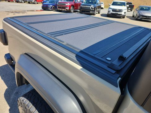 Used 2020 Jeep Gladiator Rubicon image 47