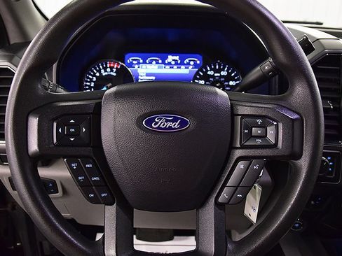 Used 2020 Ford F250 XLT w/ XLT Premium Package AWD/4WD image 21